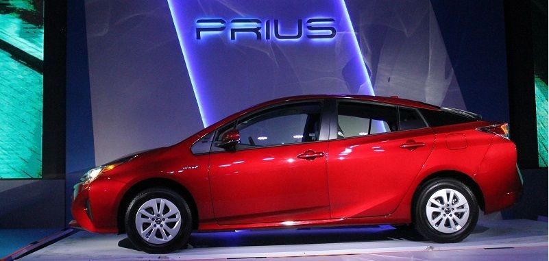 Profeco llama a revisión a vehículos de Toyota