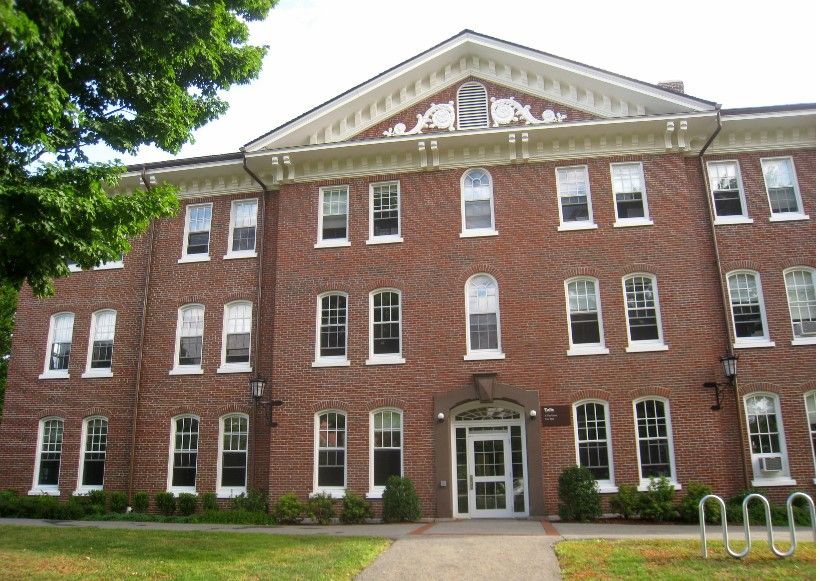 Las 50 mejores universidades de Estados Unidos para extranjeros - tufts