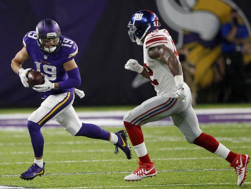 Vikingos frenan a Beckham y vencen a los Giants - vikings-giants-3