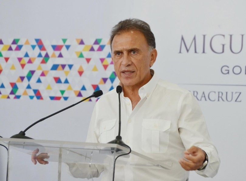 SHCP analiza adelantar entrega de recursos de noviembre: Yunes Linares - yunesI