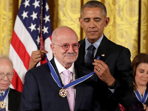 Famosos reciben Medalla de la Libertad de manos de Obama - 06-1
