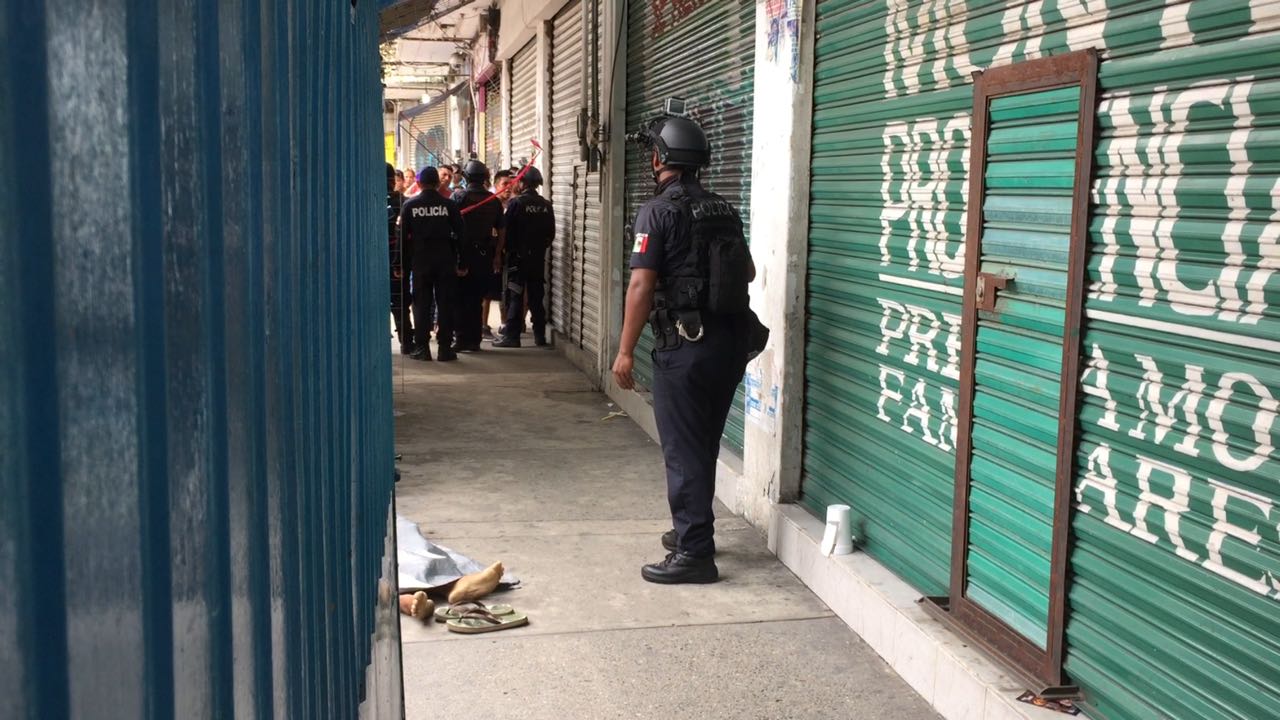 Matan a balazos a comerciante en centro de Acapulco