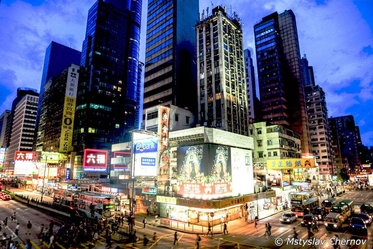 La Quinta Avenida de NY es la arteria comercial más cara del mundo - 10_best_nightlife_causeway_bay