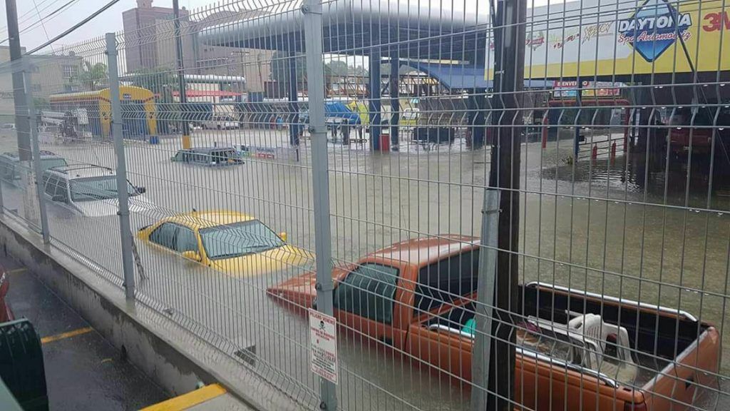 Desalojan a 600 personas por lluvias en Tamaulipas - 14976401_654374791409933_1017011152066700008_o-1024x576