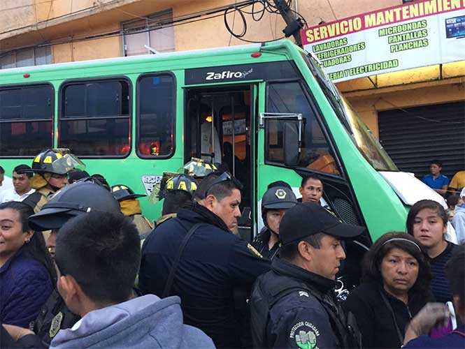 Asesinan a chofer de microbús en Álvaro Obregón