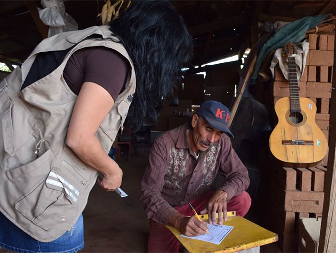 Dan educación universitaria a sus 8 hijos y luego terminan la primaria