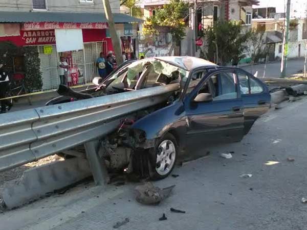 Choque en la México-Cuernavaca deja una muerta y 3 heridos