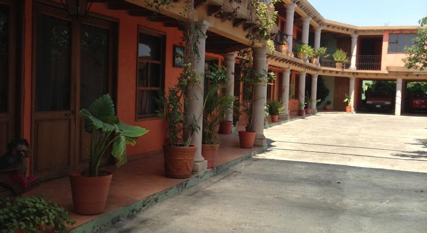 Asaltan a todos los huéspedes de un hotel en Pátzcuaro - 17102159