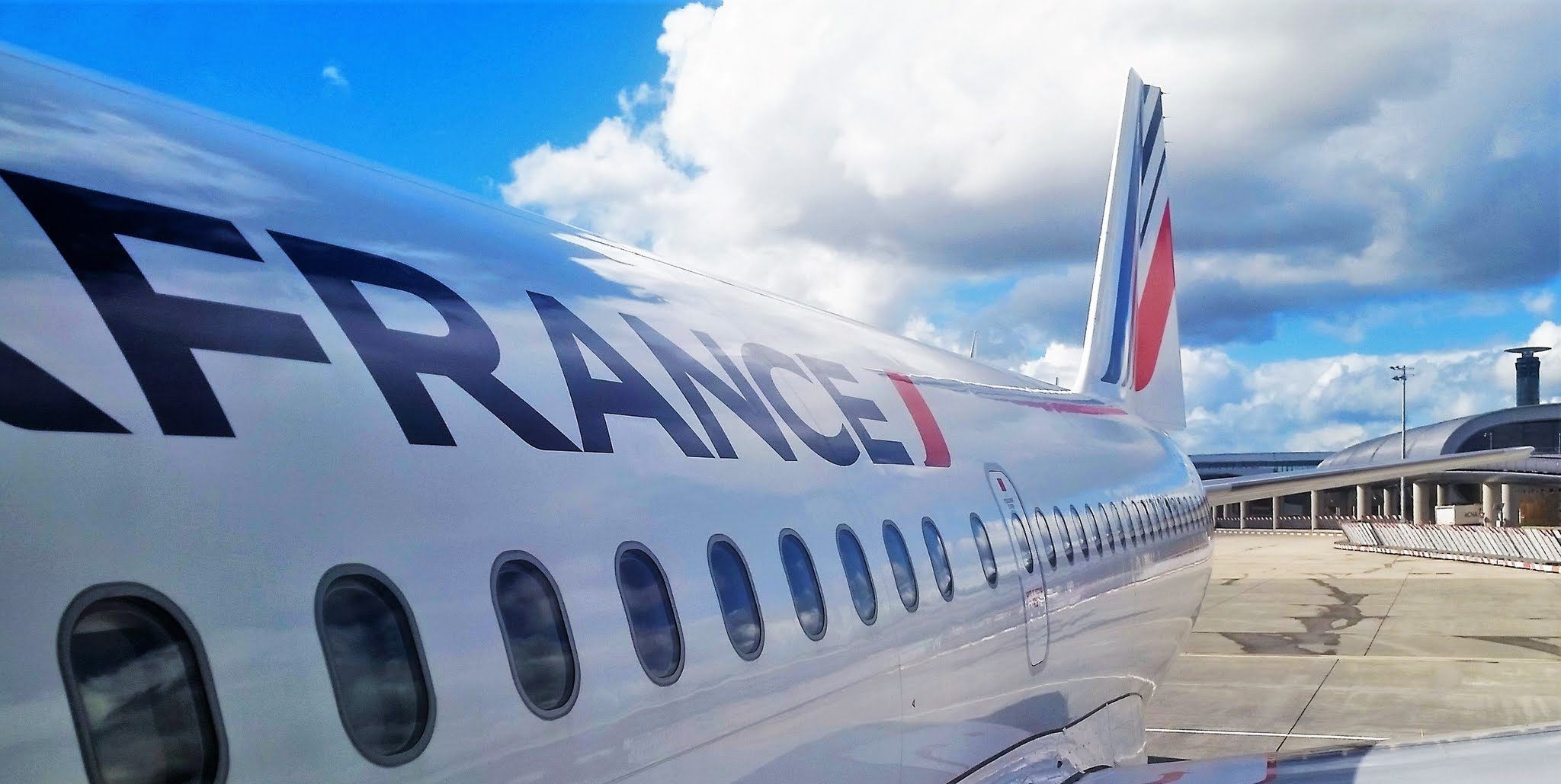 Creará Air France aerolínea de bajo costo