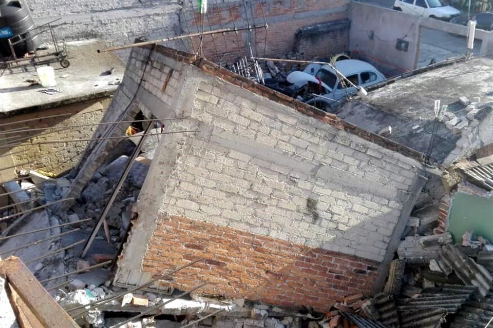 Explosión de tanque de gas destruye casa y deja cuatro heridos - 3278100