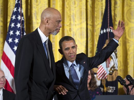 Famosos reciben Medalla de la Libertad de manos de Obama - 33