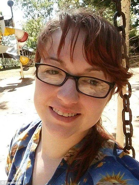 Descubren cadáver en lugar donde rescataron a mujer encadenada - 3A122E2A00000578-3905812-image-m-64_1478290166299