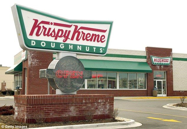 Demanda multimillonaria a Krispy Kreme por no usar fruta real - 3A71D6FF00000578-3942064-image-a-2_1479303102932
