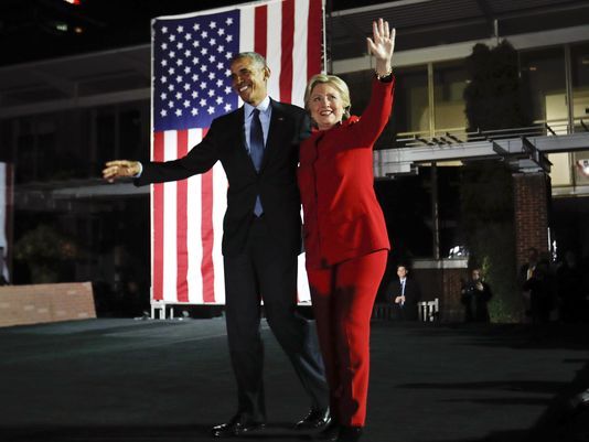 Los Obama, Bon Jovi y Bruce Springsteen en el cierre de campaña de Hillary Clinton - 636141526155321551-AP-Campaign-2016-Obama-Clinton