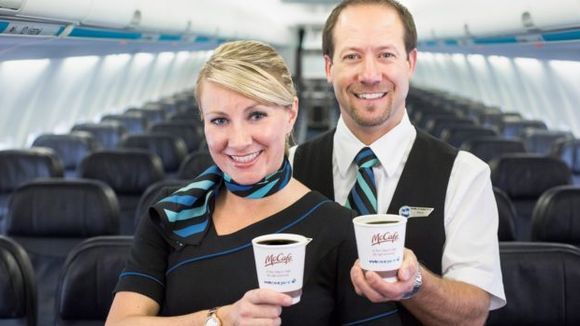 WestJet ofrecerá café de McDonald’s en sus vuelos - 636153337988064756-McCafe-coffee-on-WestJet-624x416