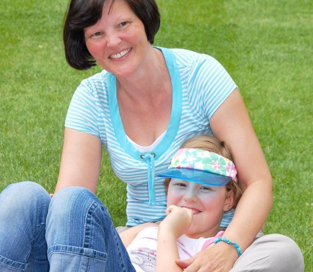 Novios de 14 años asesinan a madre e hija y luego ven películas - 91968238_mediaitem91968237