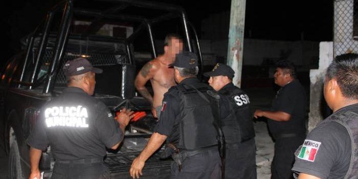 Pelea entre dos amigos canadienses deja un muerto en Yucatán Pelea entre dos amigos canadienses deja un muerto en Yucatán