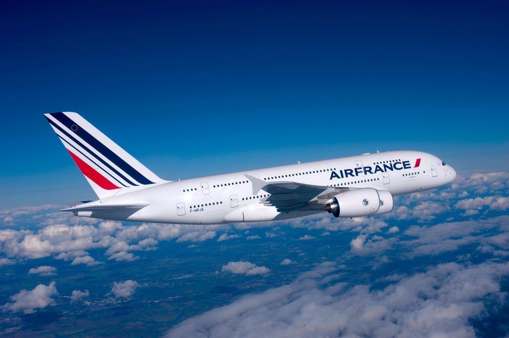 Consejos para conseguir los viajes más baratos - Air_France_A3801_1-big-1024x680