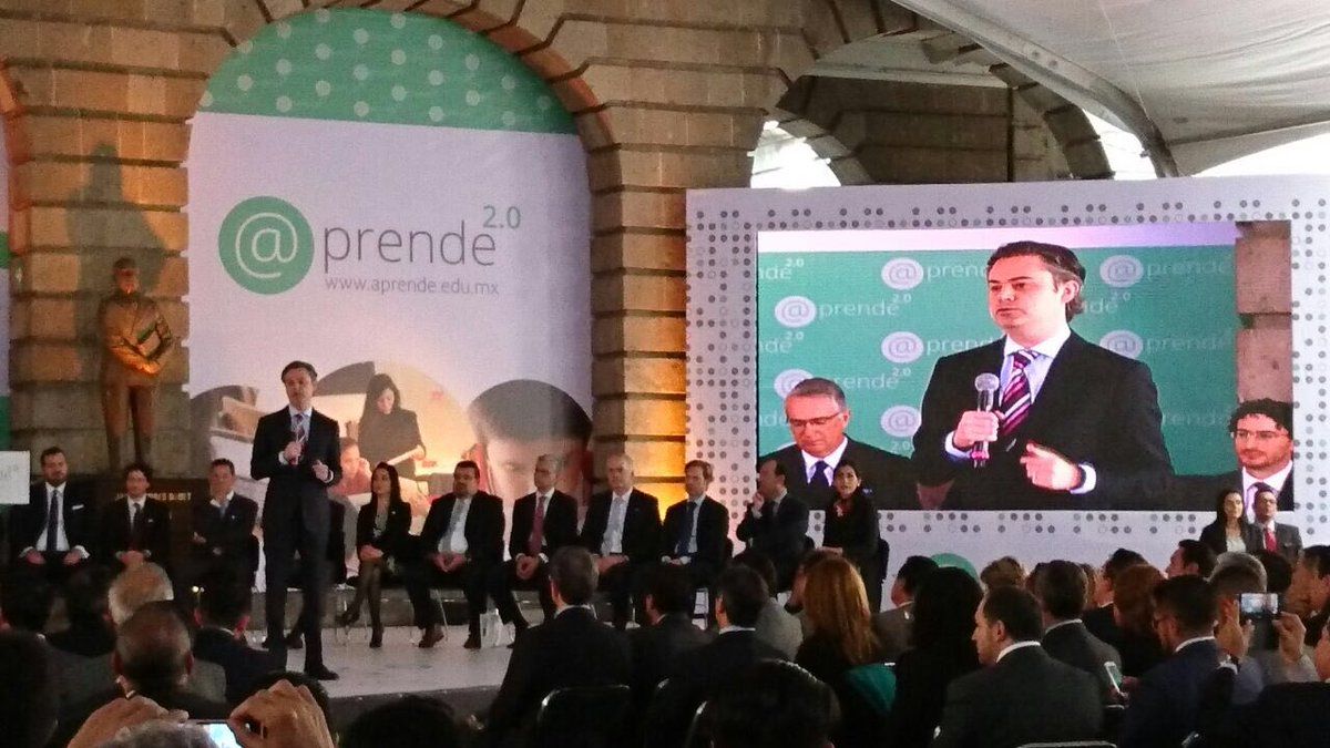 SEP abrirá licitaciones para nueva estrategia digital: Aurelio Nuño