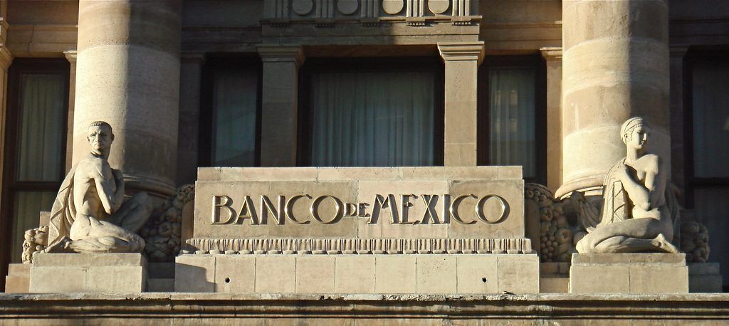 Banco de México aumentaría su tasa de referencia - BANCO-1024x458
