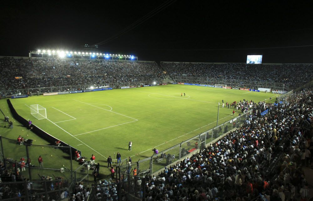 La Selección Argentina sufre en vuelo con turbulencia - BICENTE