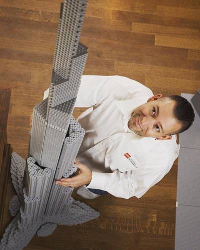Crean construcciones icónicas en versión Lego - Burj-Khalifa
