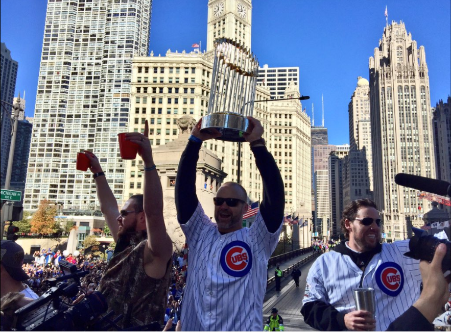 Los Cachorros celebran el título en las calles de Chicago - Captura-de-pantalla-2016-11-04-a-las-15.47.10