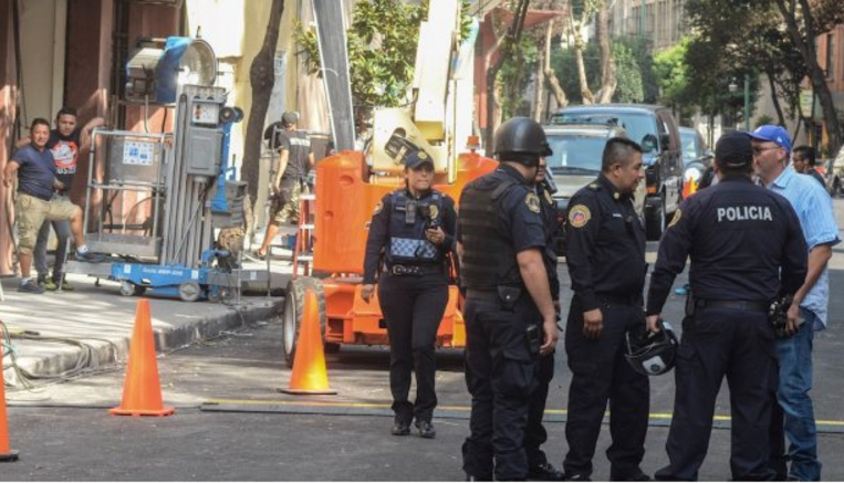 Película de Cuarón cambia de locación - Captura-de-pantalla-2016-11-04-a-las-19.15.25