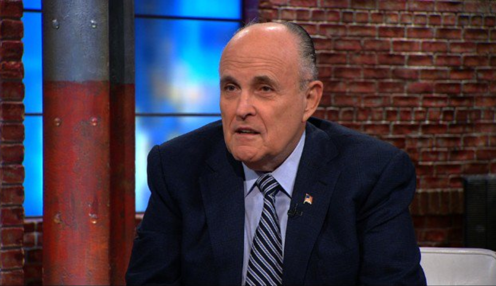 “El muro va a tomar tiempo”: Giuliani - Captura-de-pantalla-2016-11-10-a-las-19.34.33