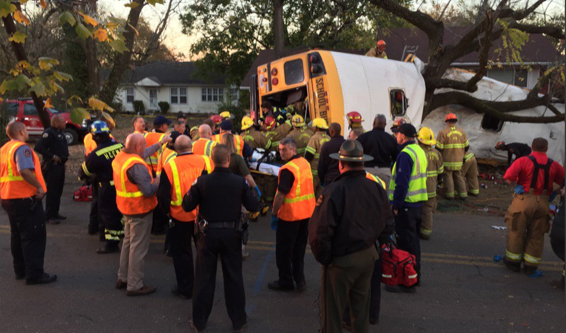 Accidente fatal de camión escolar en EE.UU. cobra 6 vidas - Captura-de-pantalla-2016-11-21-a-las-18.23.33