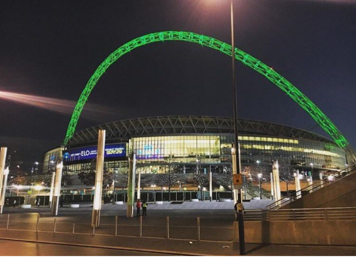 Aficionados rinden homenaje al Chapecoense en su estadio - Captura-de-pantalla-2016-11-29-a-las-19.34.12