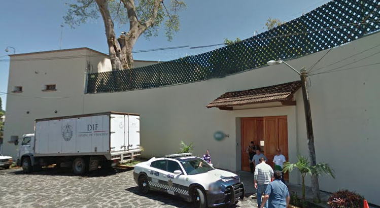 Denuncian saqueo de Casa de Gobierno de Veracruz