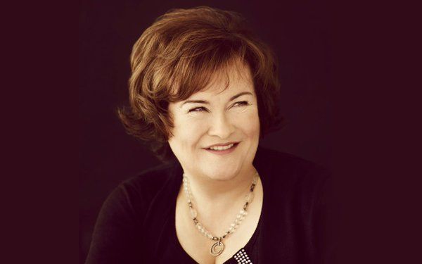 El padecimiento que retiró de los escenarios a Susan Boyle - CeXf7QWVIAQ3rMO