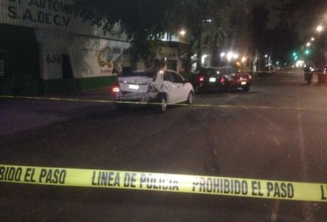 Choque en la Del Valle deja como saldo un muerto