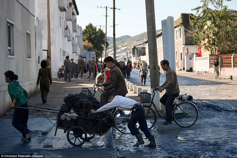 La vida de los 'amos del dinero' en Corea del Norte - Corea-del-Norte-Donju-20