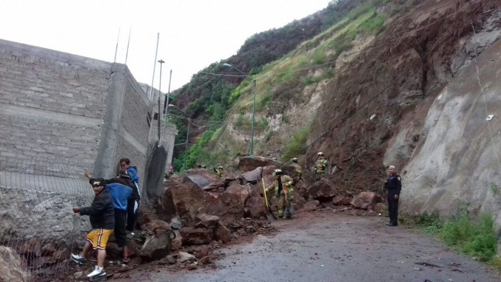 Instalarán alerta de lluvia y sismos en Cerro de Peñón Viejo - CxZLL5FVQAA_YdR-1024x576