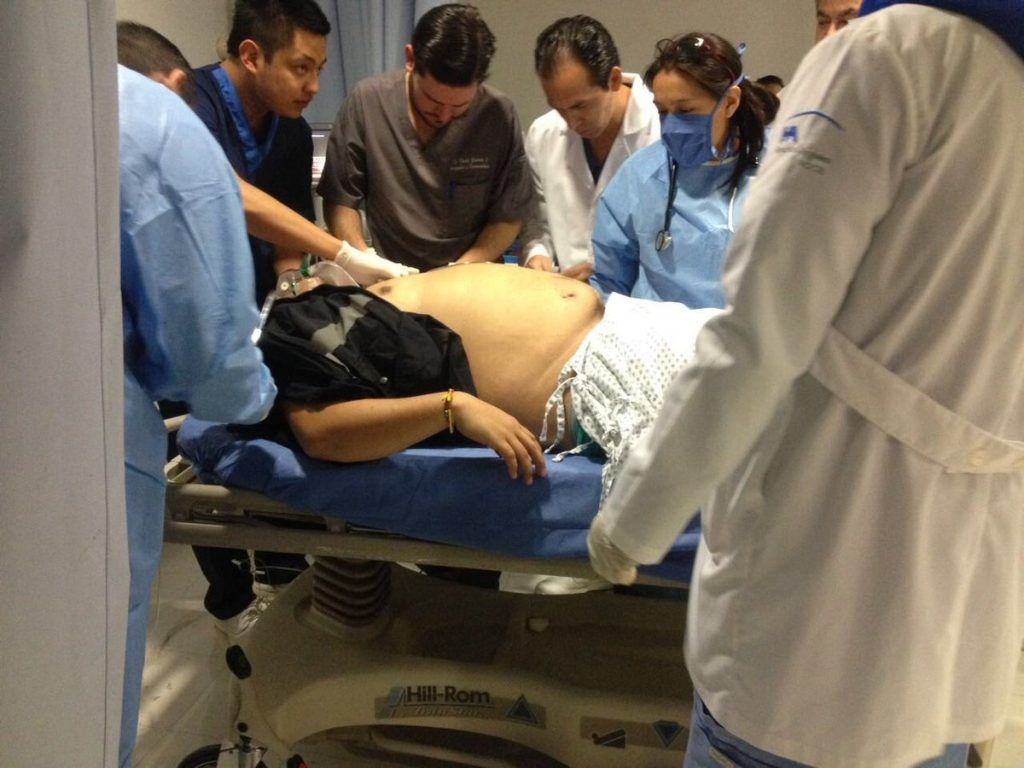 Asaltantes hieren a policía en Insurgentes Sur - CxuobiSUcAA2Hpc-1024x768