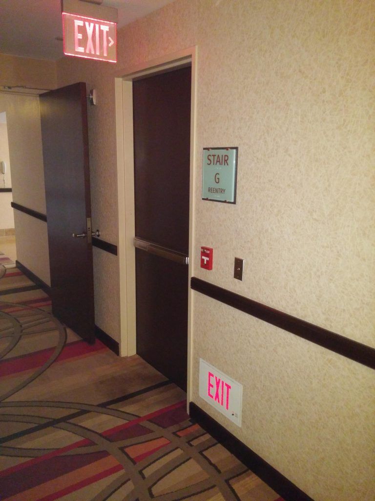 ¿Cuál es el cuarto más seguro del hotel? - DdANoVc-1-768x1024