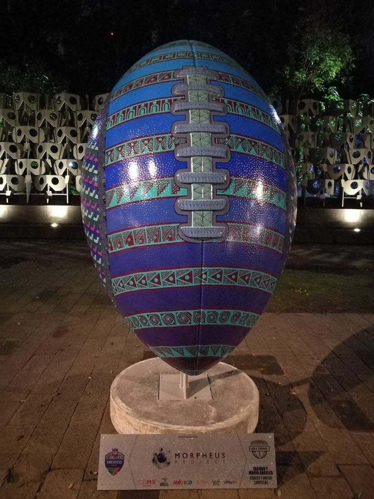 Galería: cascos de la NFL diseñados por artistas mexicanos decoran Reforma - IMG_20161118_184848-768x1024