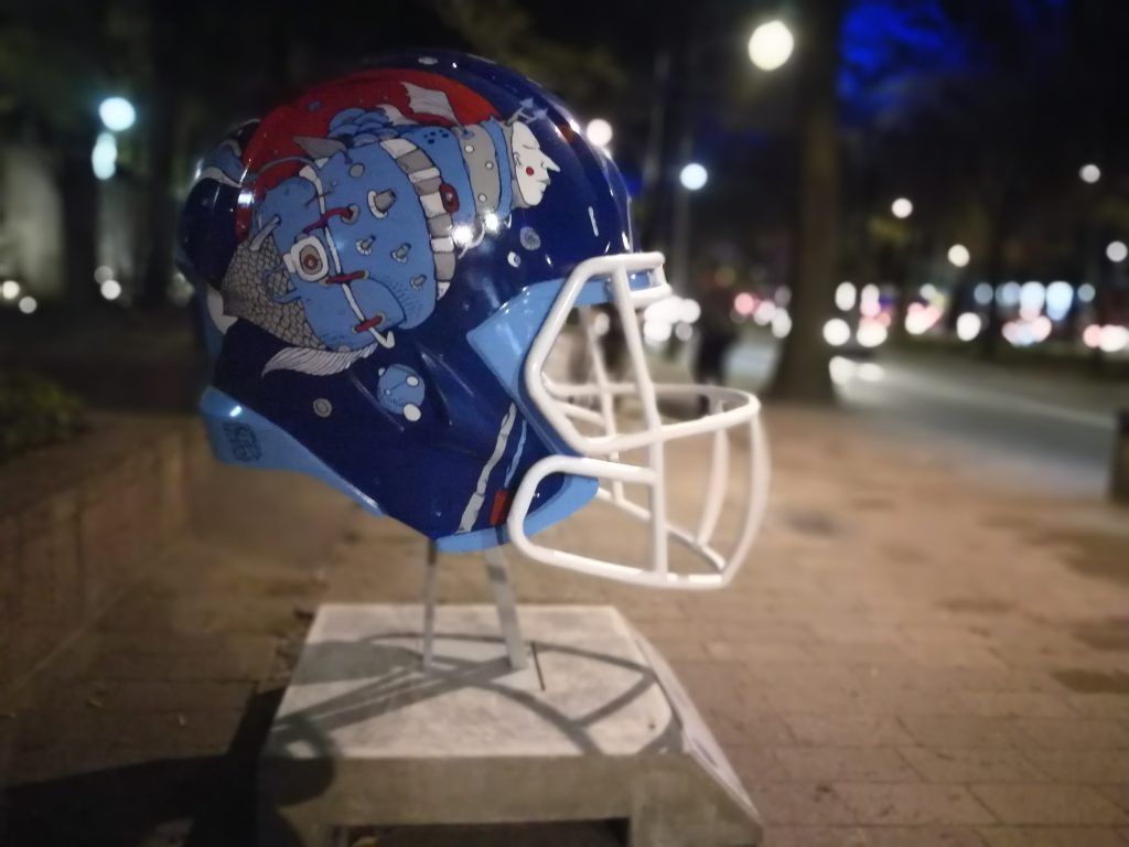 Galería: cascos de la NFL diseñados por artistas mexicanos decoran Reforma - IMG_20161118_185841-1024x768