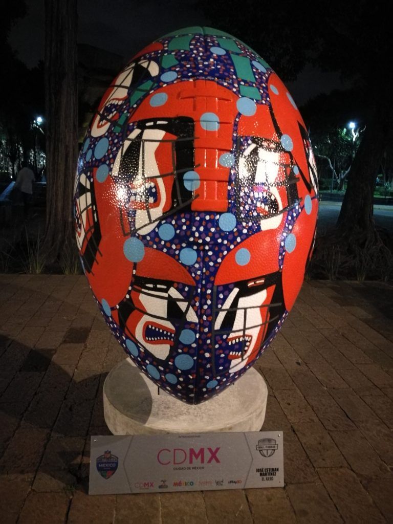 Galería: cascos de la NFL diseñados por artistas mexicanos decoran Reforma - IMG_20161118_190255-768x1024