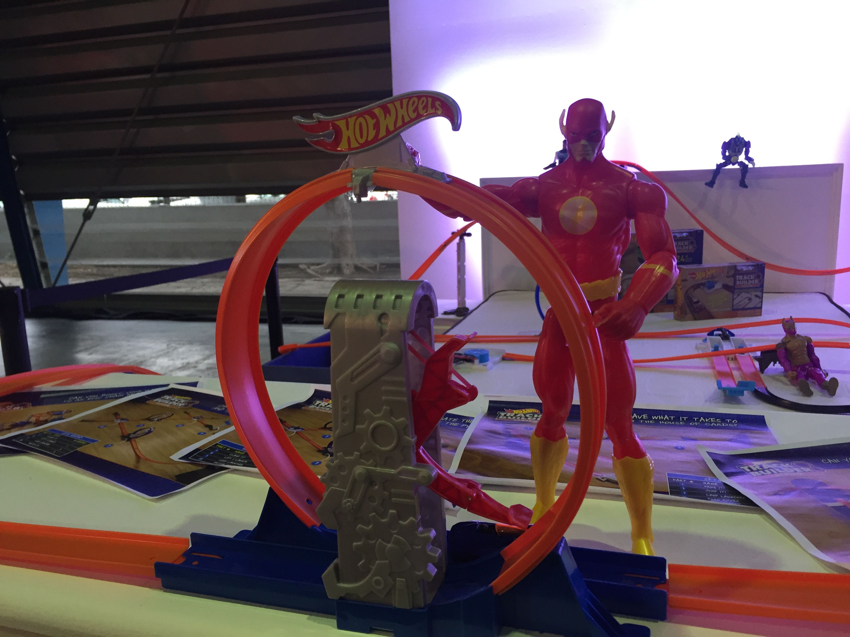 Diseña Checo Pérez su propio auto… de juguete - IMG_4828-2