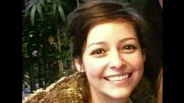 Develan placas en honor de mexicanas muertas en atentados de París - Michelli-Gil