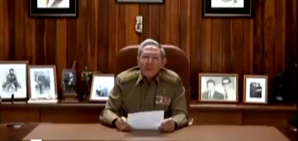 Video: Raúl Castro anuncia la muerte de su hermano Fidel