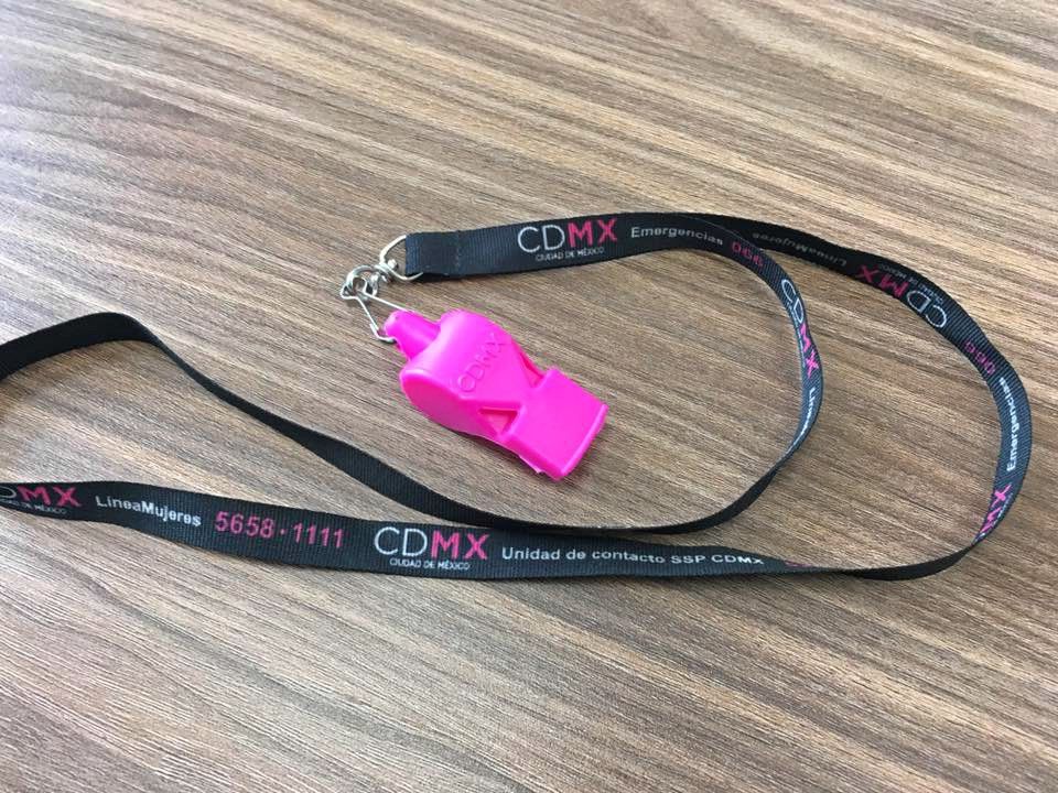 ¿Cómo obtener un silbato antiacoso?