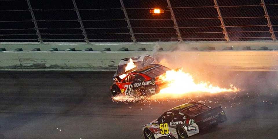 Video: piloto de NASCAR sufre aparatoso accidente