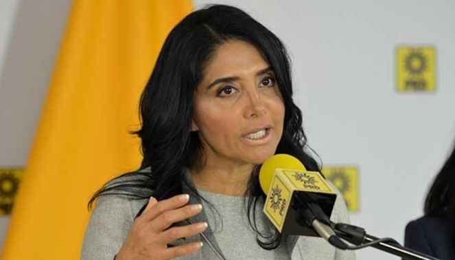 Barrales cuestiona a Barbosa por apoyar a López Obrador - alejandra-barrales