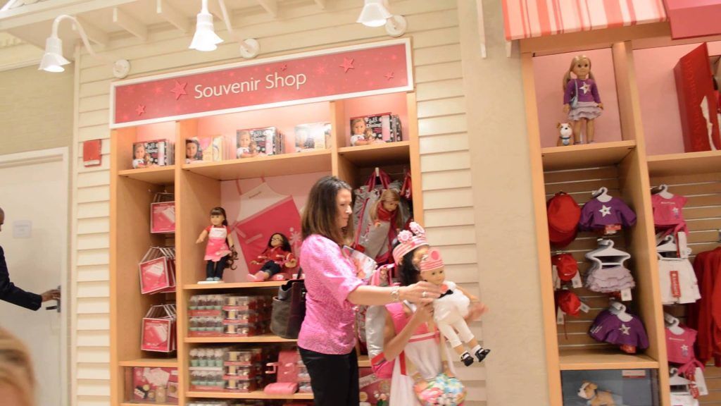 Las seis jugueterías más impresionantes del mundo - american-girl-1024x576