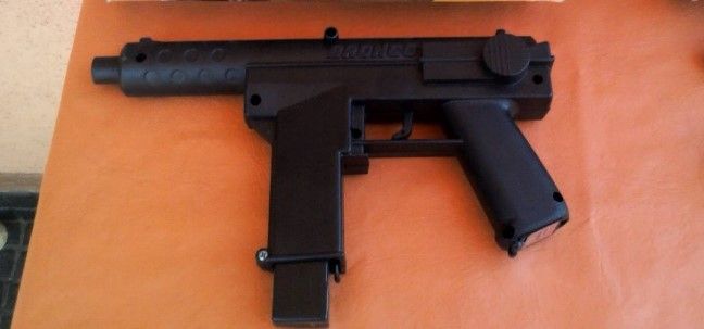 Roban taxi con ametralladora de juguete en Iztapalapa