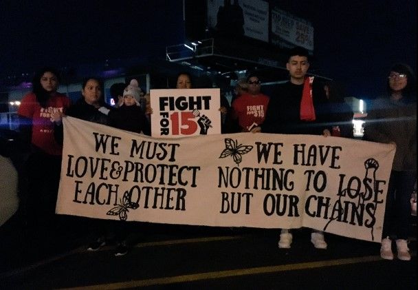 Detienen a manifestantes que pedían aumento de sueldo en EE.UU. - arrestos-III